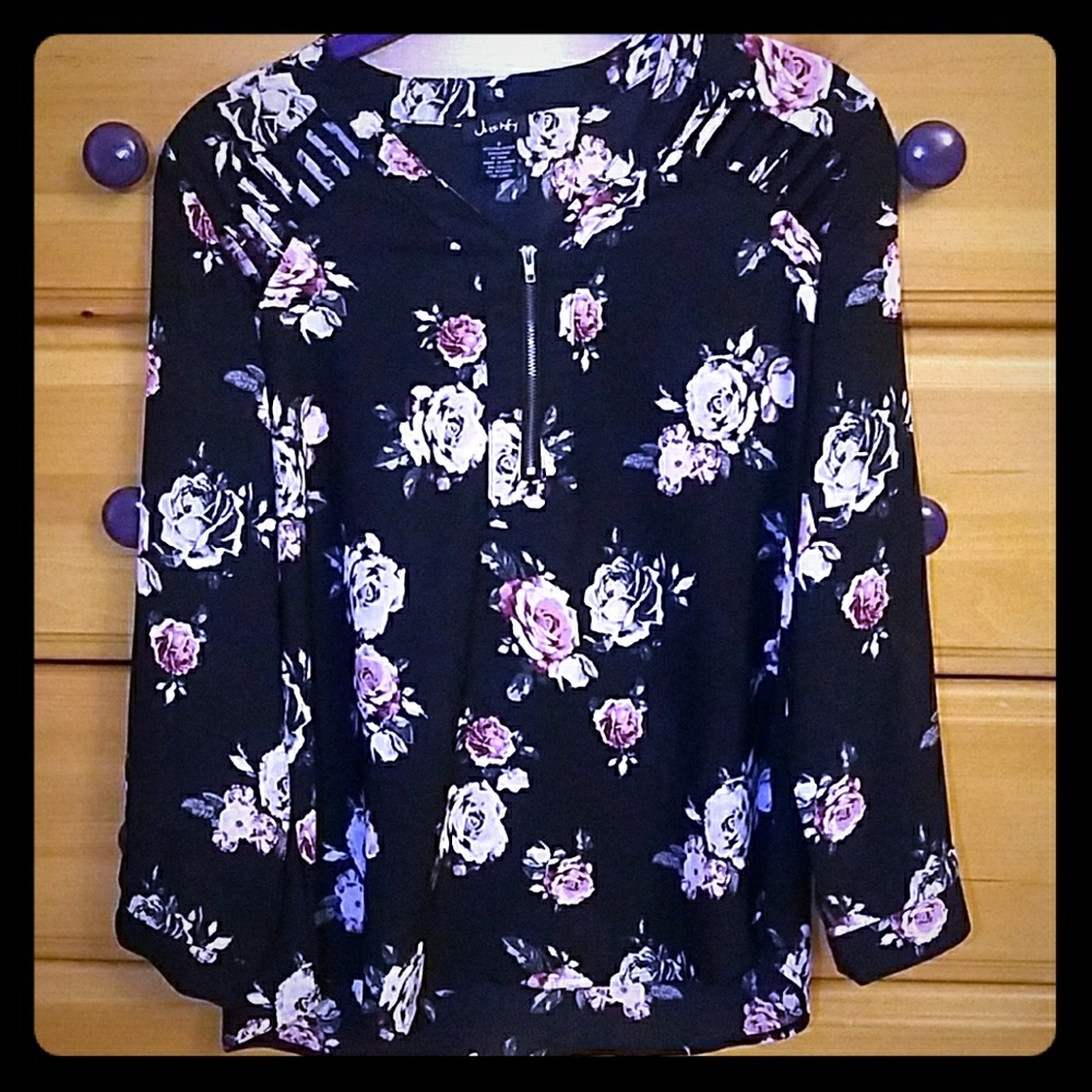 Floral top